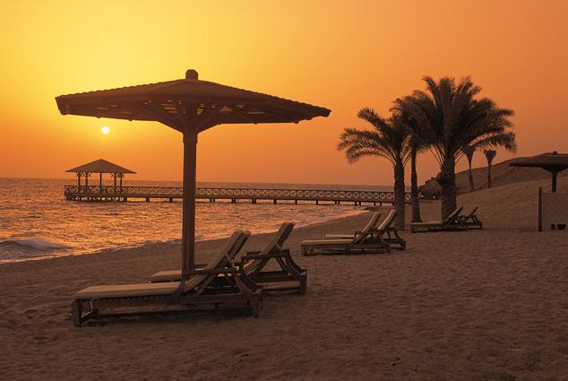 Sonnenaufgang am Strand des Obereoi Hotel Sahl Hasheesh am Roten Meer: Wer will so etwas Schönen erleben?