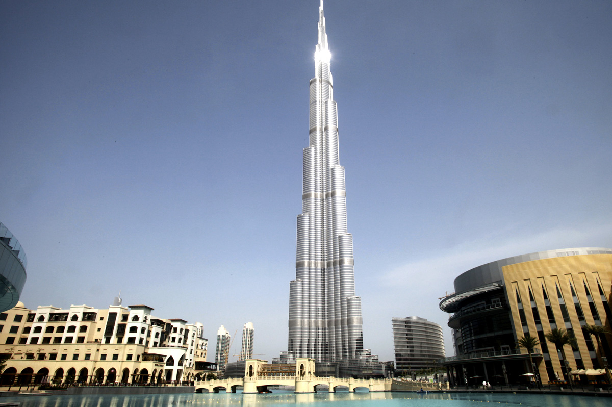 Noch immer der höchste Turm der Welt: Burj Khalifa mit Armani Hotel