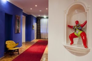 Hotel Altstadt Vienna: Figur von Niki de Saint Phalle