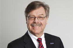 Wolfgang Schmidt , langjähriger Vorstand der HGK