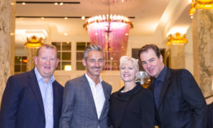 Patrick Fitzgibbon (Hilton), General Manager Folke Sievers, Dianna Vaughan und Andreas Lackner (beide Hilton)