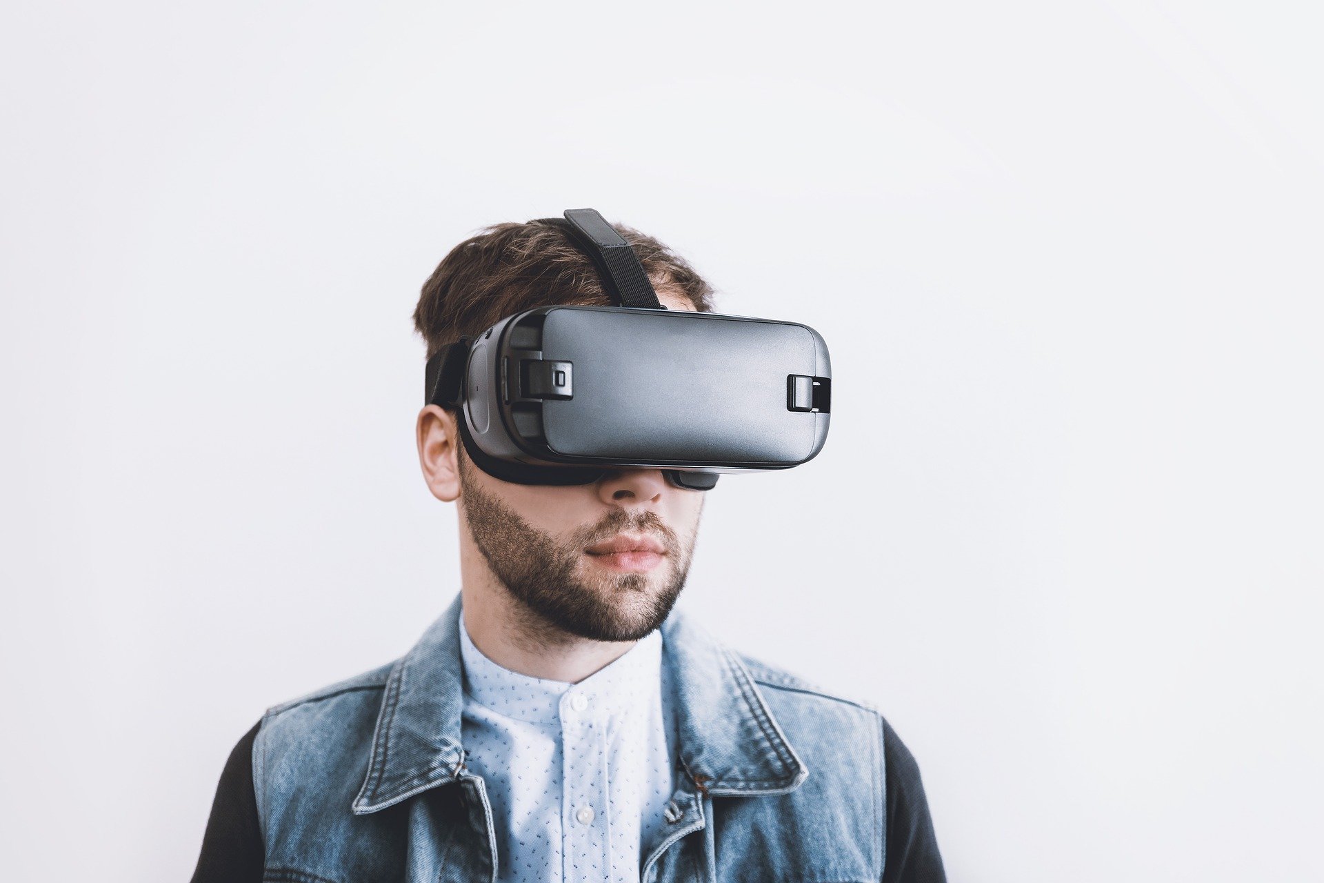 Virtual Reality (Foto: Jeshoots / Pixabay)