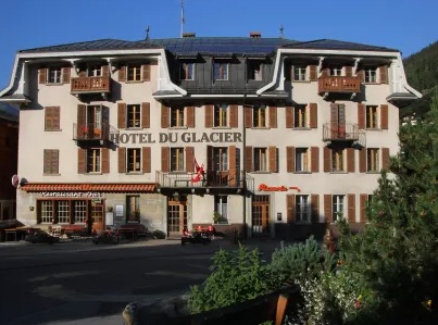 Le vieux Hotel du Glacier et Poste Fiesch